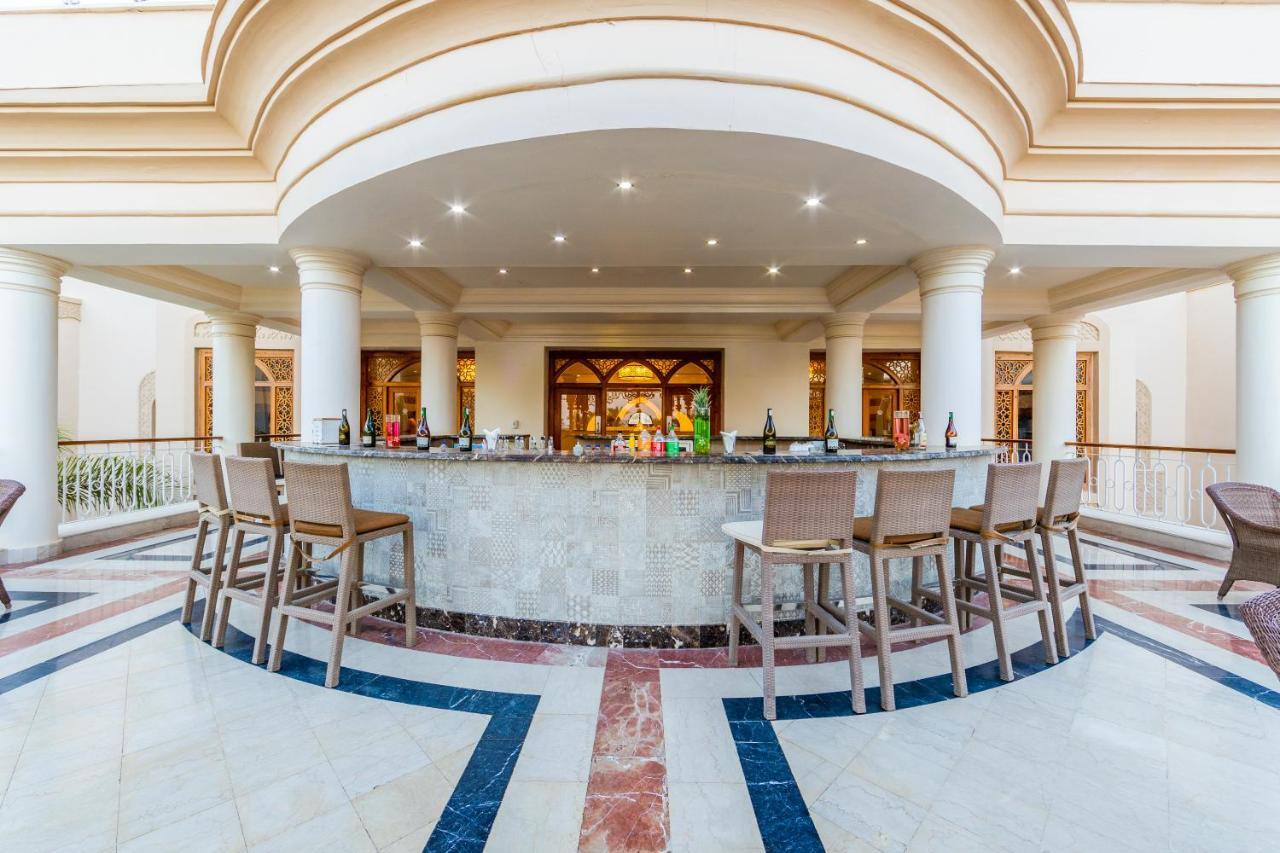 Grand Palace - Couples Only 18 Years Plus (Adults Only) フルガダ エクステリア 写真 The bar at the lobby