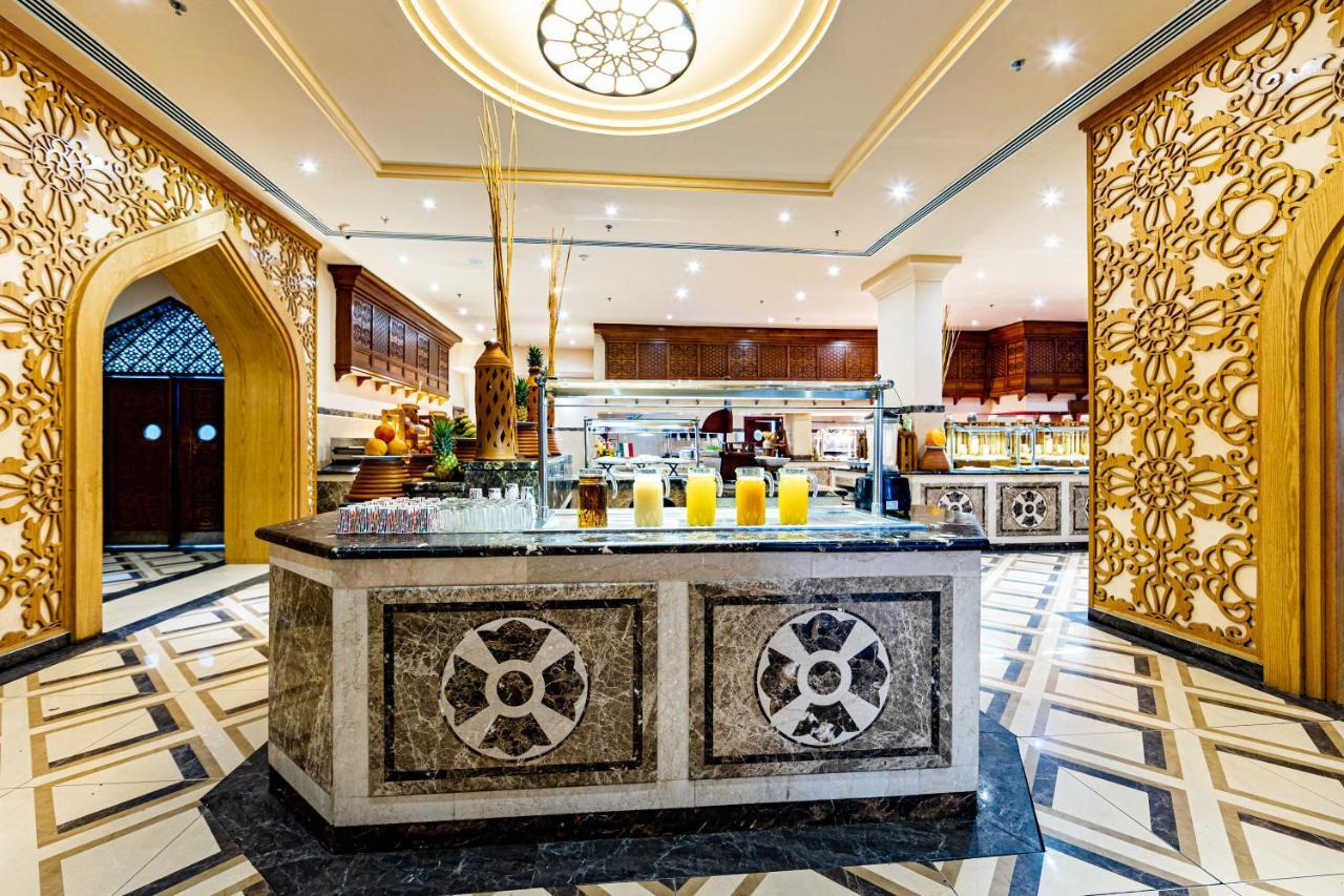 Grand Palace - Couples Only 18 Years Plus (Adults Only) フルガダ エクステリア 写真 The restaurant